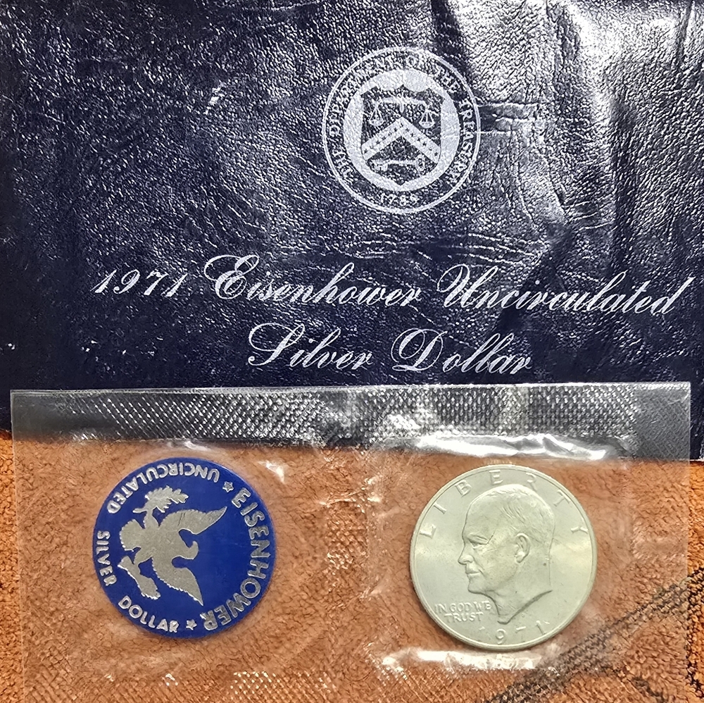 1971 Eisenhower Silver Dollar with Blue Token
